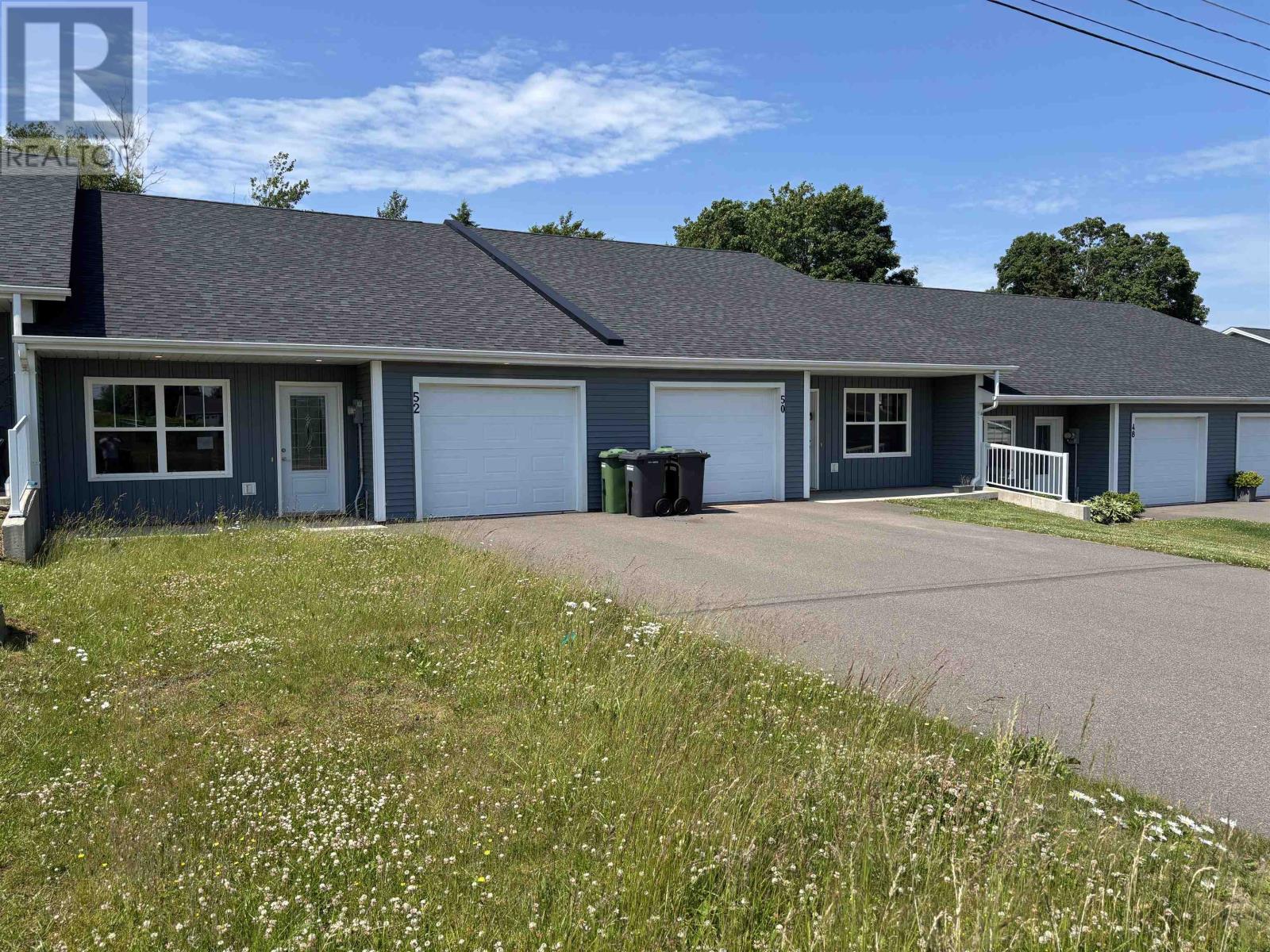 Property at 52 Stephanie Drive image 2