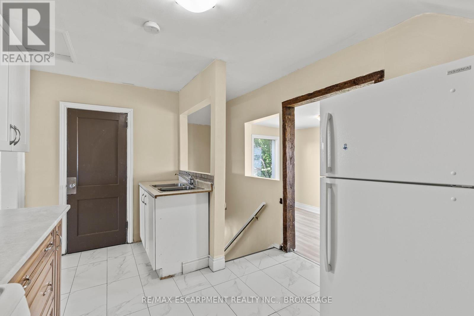 1 West Street N, Thorold, Ontario  L2V 2R8 - Photo 12 - X12242668