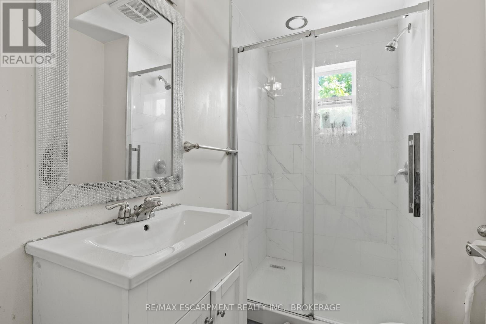 1 West Street N, Thorold, Ontario  L2V 2R8 - Photo 35 - X12242668