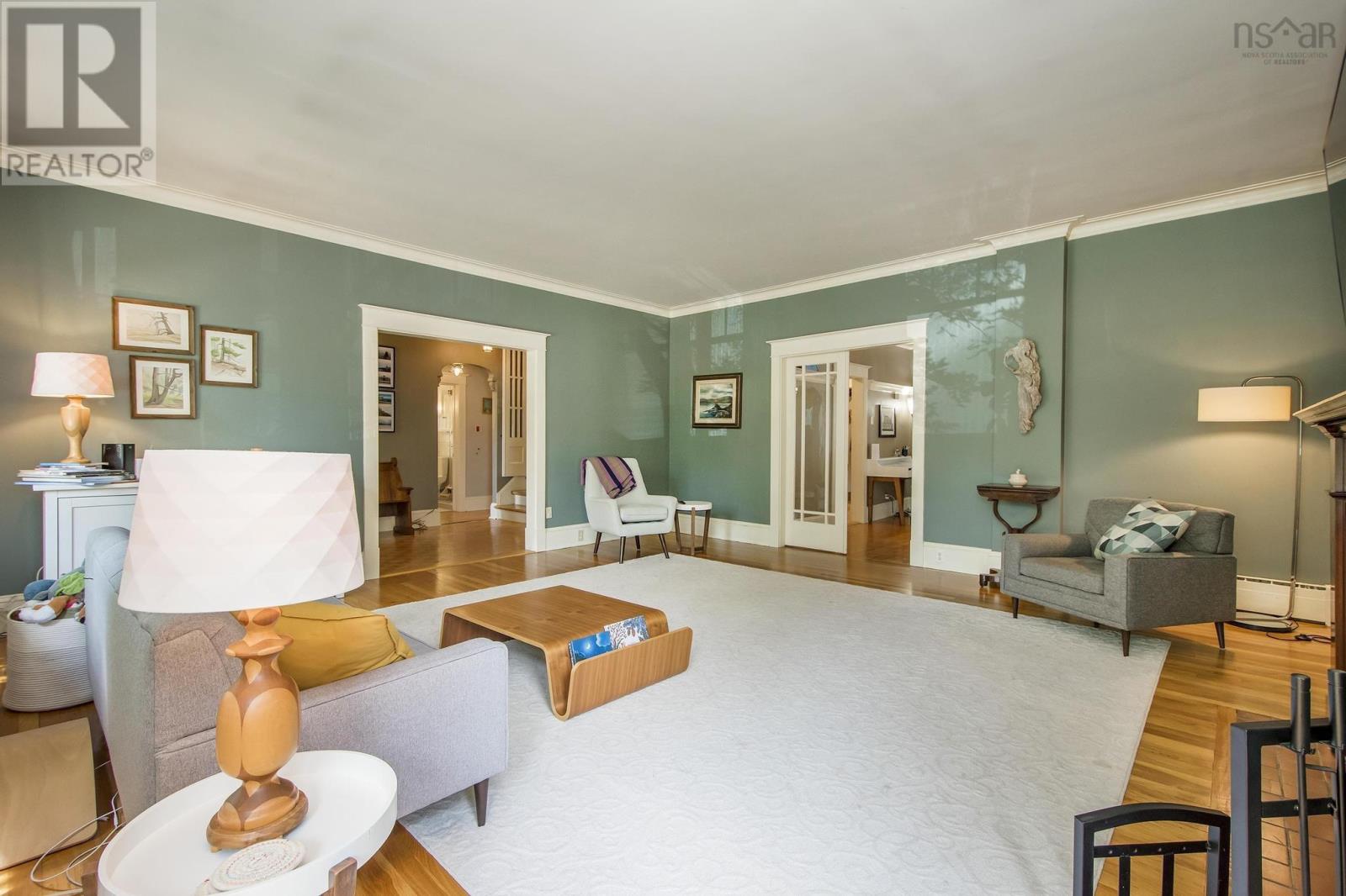 Property at 1589 Larch Street image 5