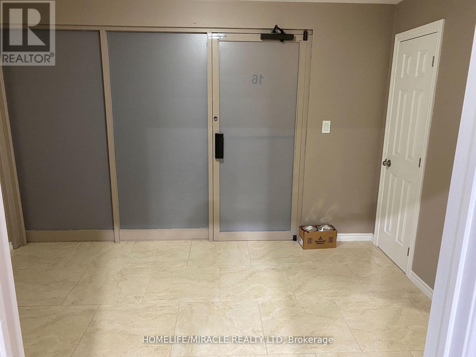 16 - 30 Hale Road, Brampton, Ontario  L6W 4N9 - Photo 7 - W12242584