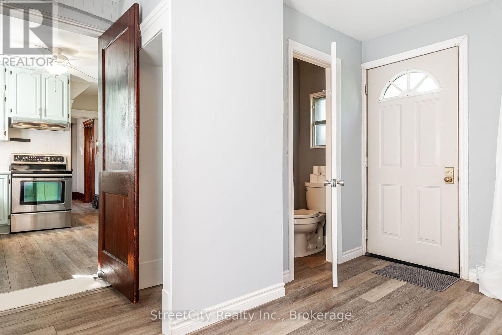 208 Birmingham Street, Stratford, Ontario  N5A 2T4 - Photo 22 - X12242723