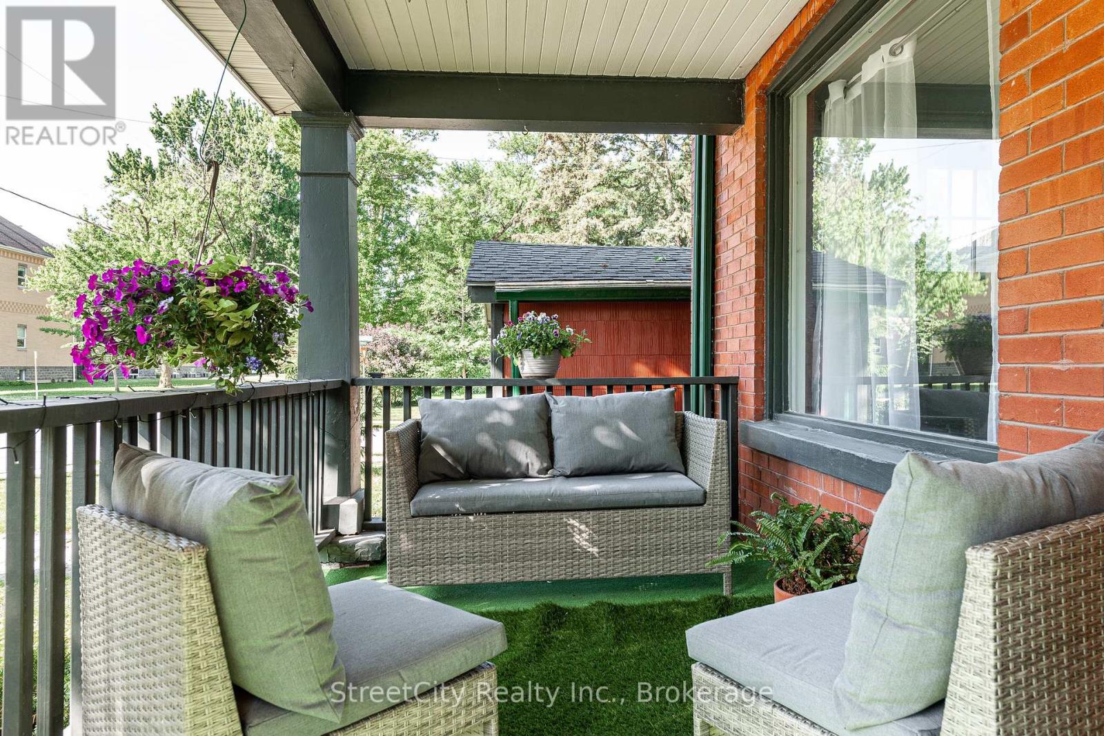 Property at 208 BIRMINGHAM STREET image 4