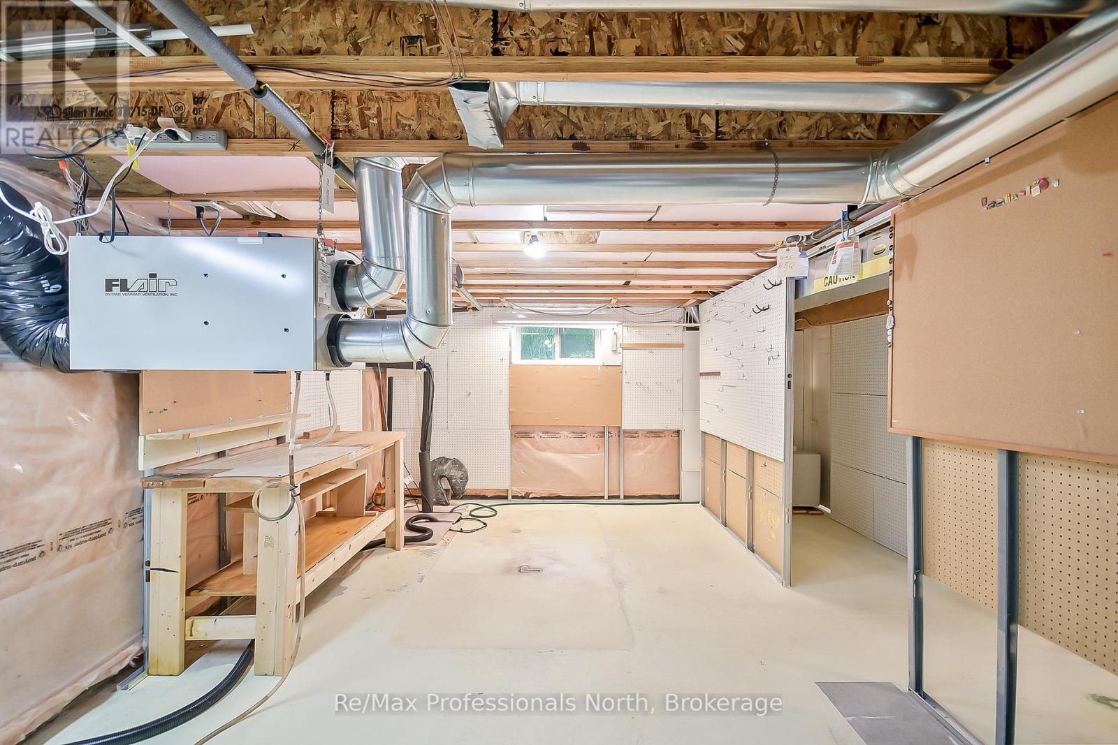 15 Pineridge Gate, Gravenhurst, Ontario  P1P 1Y4 - Photo 20 - X12242724