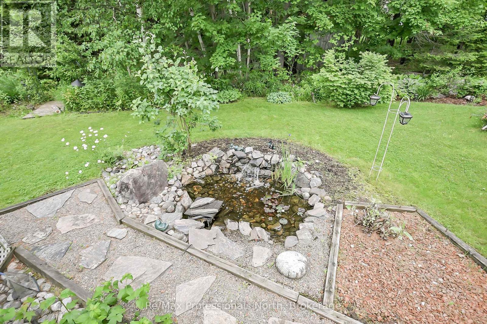 15 Pineridge Gate, Gravenhurst, Ontario  P1P 1Y4 - Photo 25 - X12242724