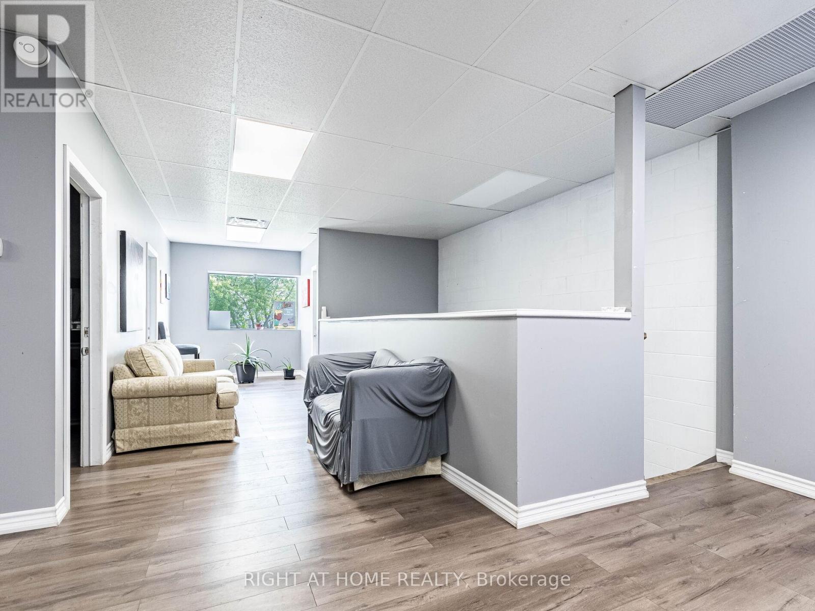 5 - 70 Monarch Road, Guelph, Ontario  N1K 1S3 - Photo 16 - X12242541