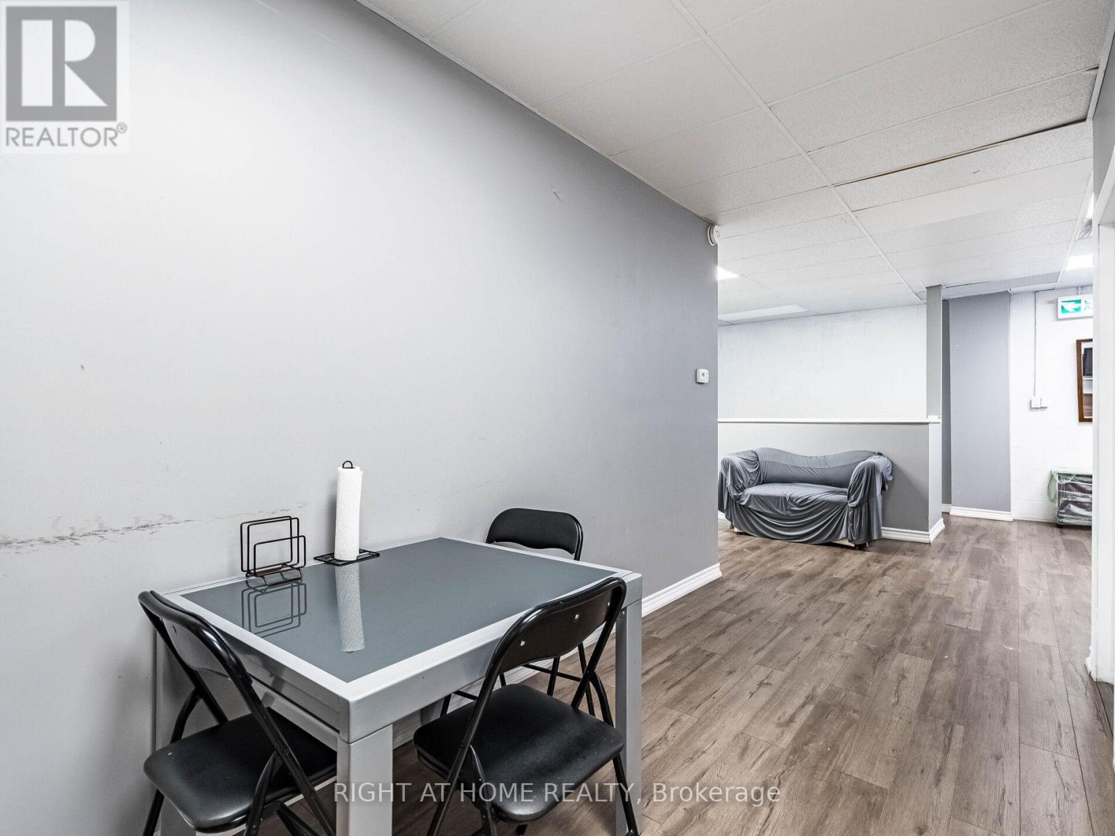 5 - 70 Monarch Road, Guelph, Ontario  N1K 1S3 - Photo 25 - X12242541