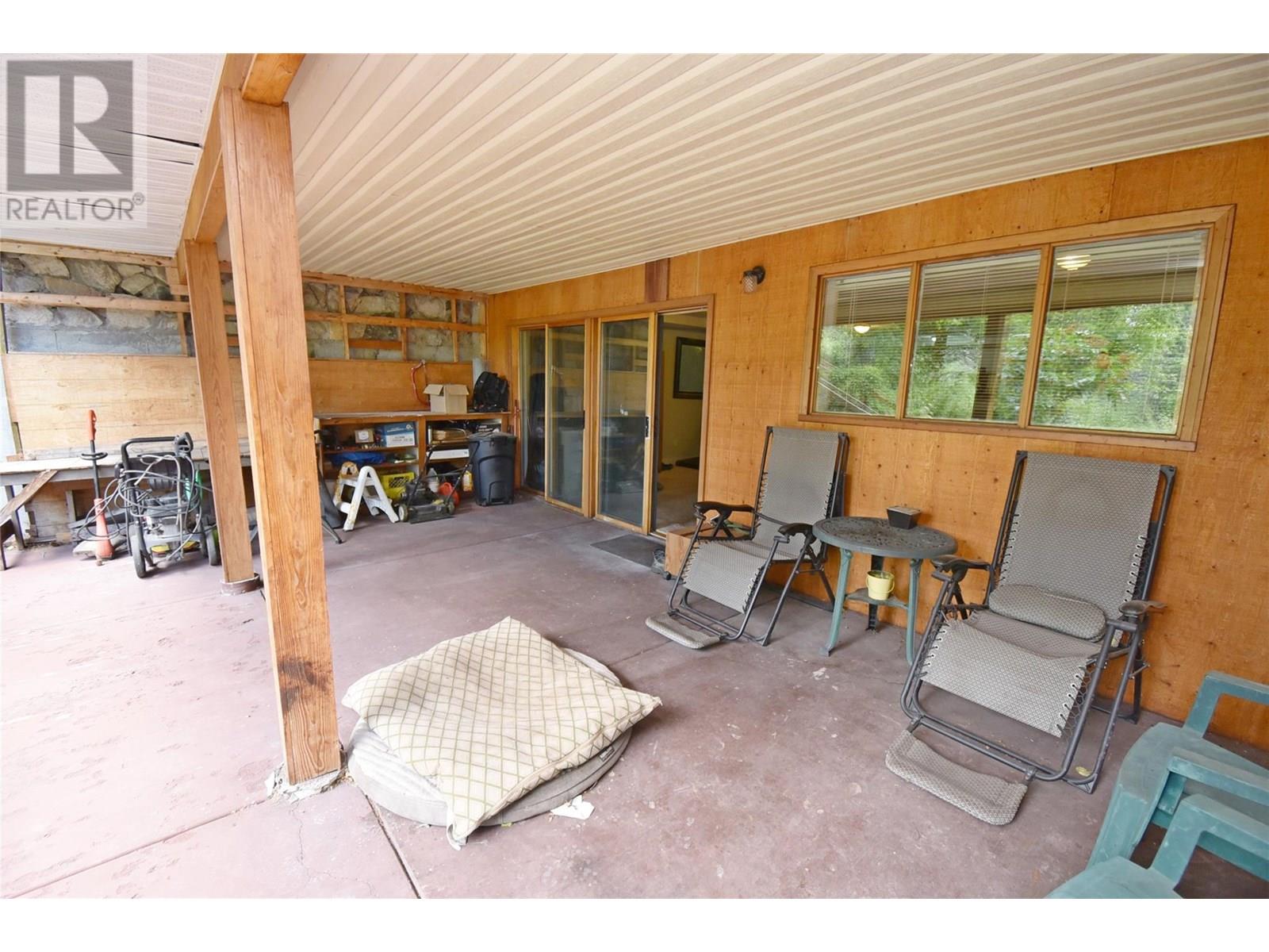 Property at 382 Kildare Way image 2