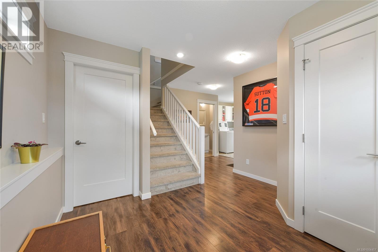 Property at 4645 Mallard Way image 2