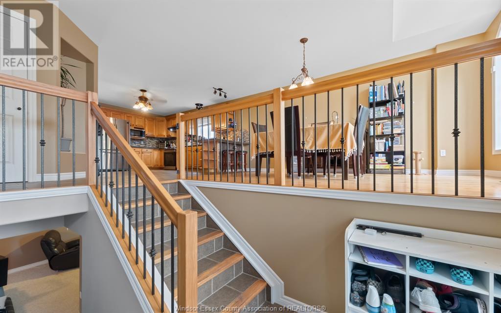 Property at 89 HAZEL CRESCENT image 4
