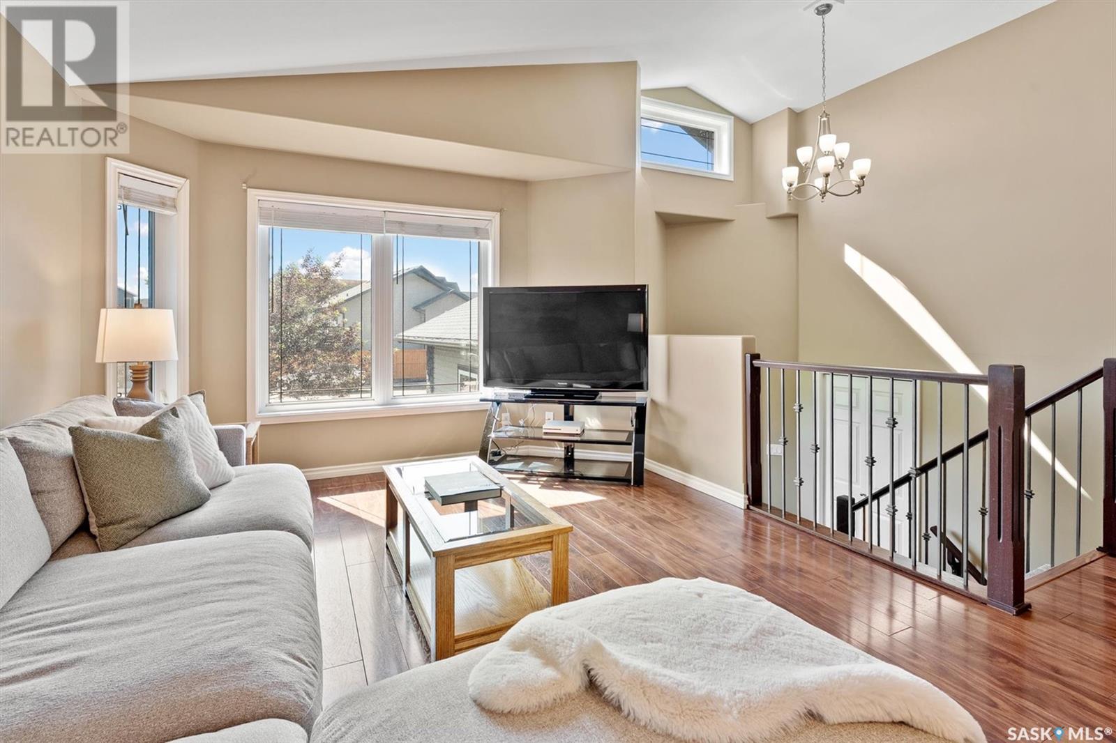 Property at 107 Lucyk CRESCENT image 4