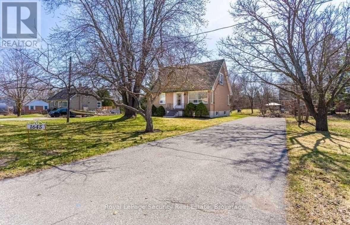 Property at 1645 MOUNT ALBERT ROAD image 3