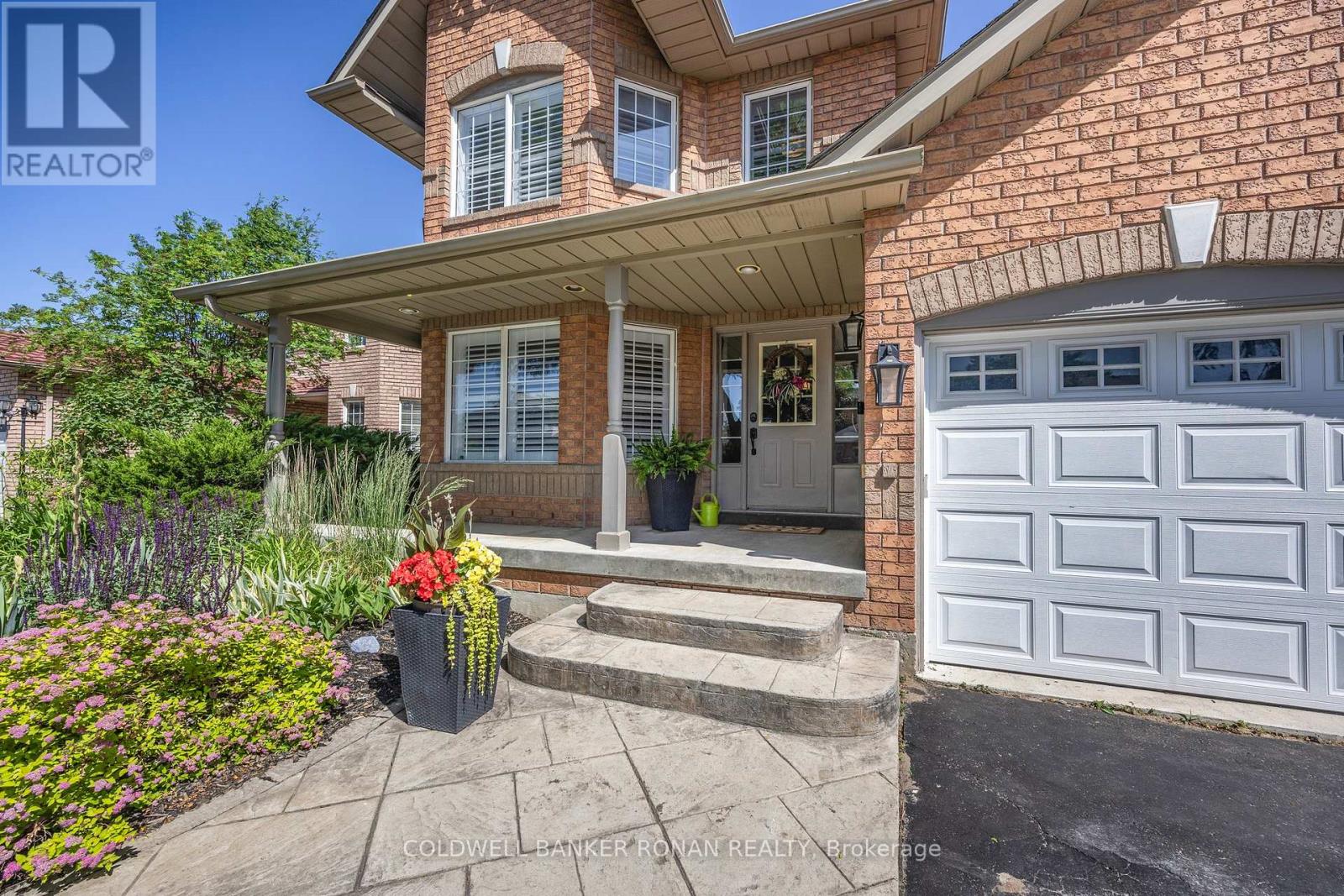 Property at 8 COBURN CRESCENT image 3