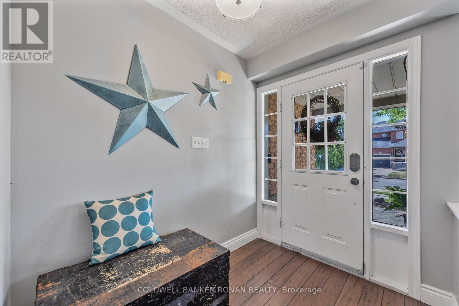 Property at 8 COBURN CRESCENT image 5