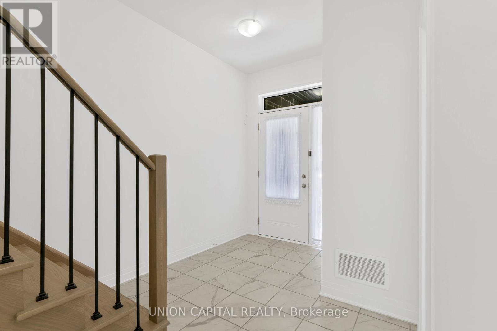 Property at 59 CAROLE BELL WAY image 3