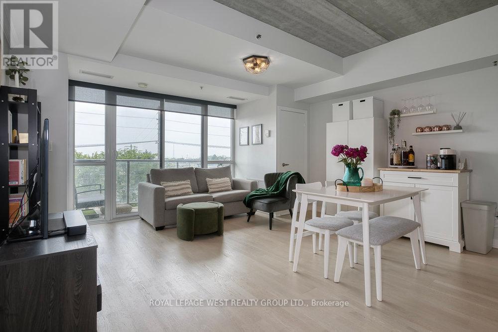 Property at 301 - 51 LADY BANK ROAD image 3