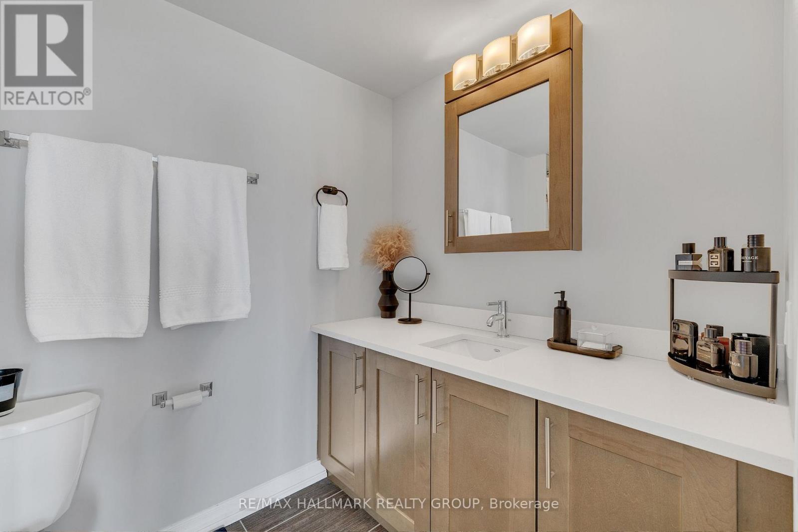 2301 - 195 Besserer Street, Ottawa, Ontario  K1N 0B6 - Photo 24 - X12242749