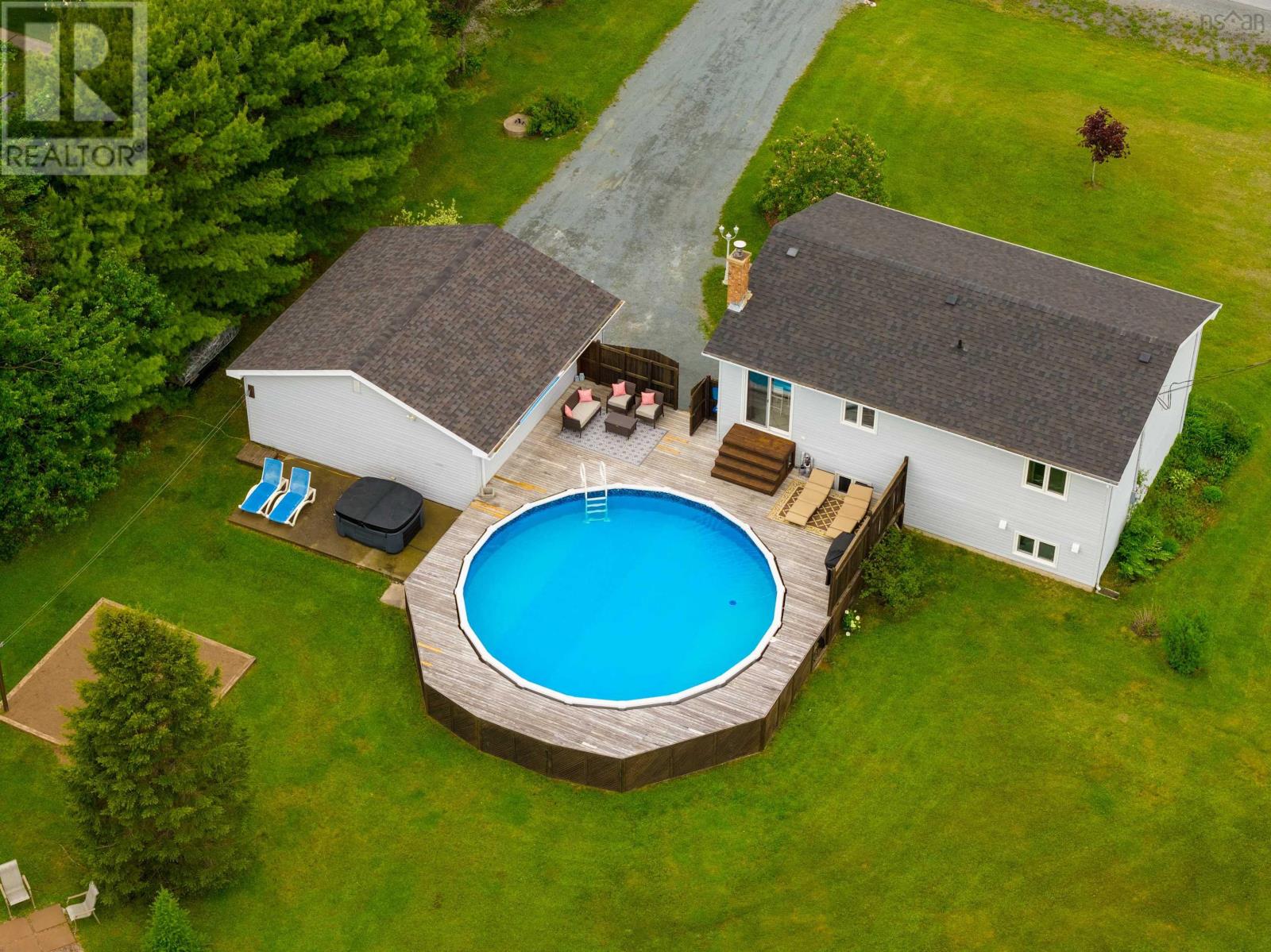 Property at 32 O'Connell Drive image 5