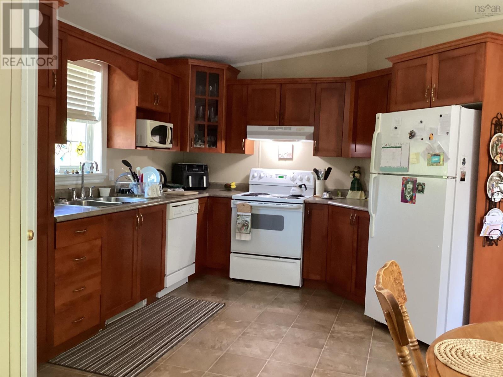 82 Old Victoria Road, Port Hastings, Nova Scotia  B9A 1L4 - Photo 10 - 202515263