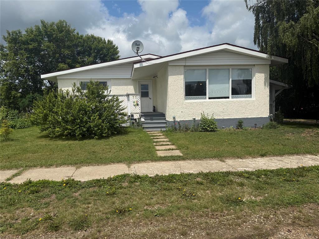 77 Railway Avenue, Benito, Manitoba