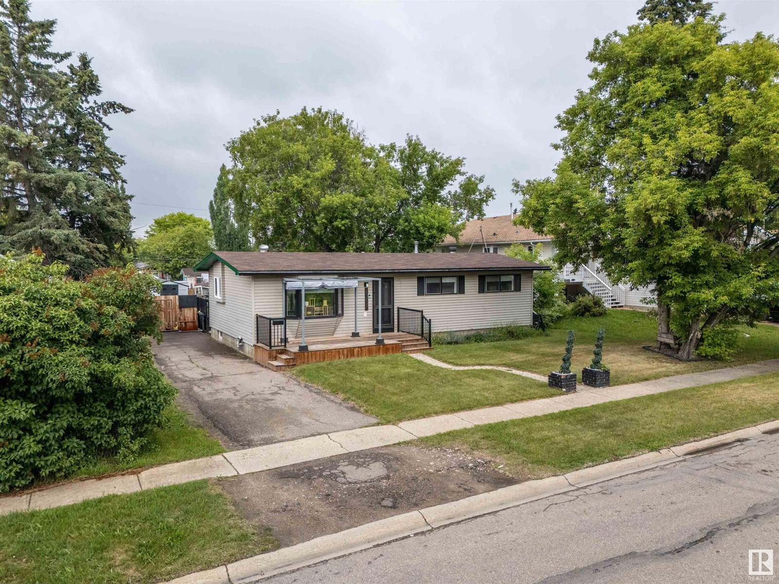 5710 52 AV, Cold Lake, Alberta