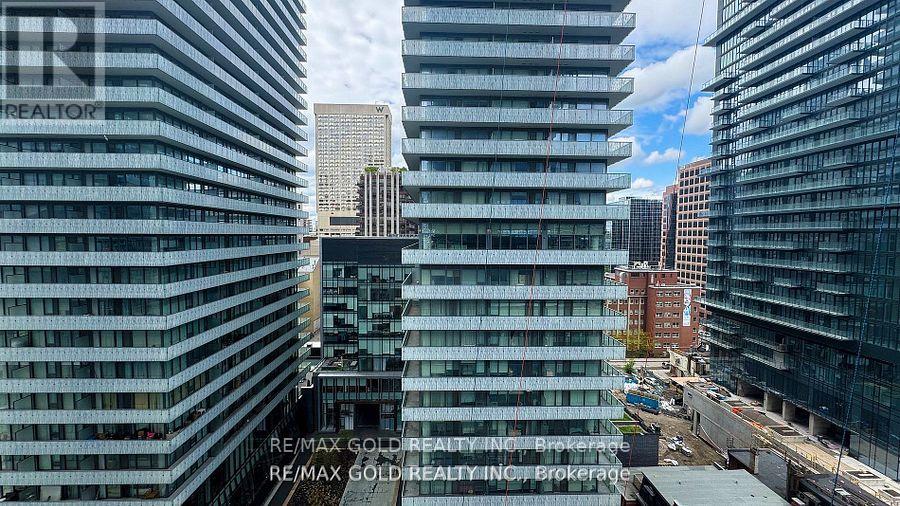 1310 - 55 Charles Street E, Toronto, Ontario  M4Y 1S9 - Photo 24 - C12242798