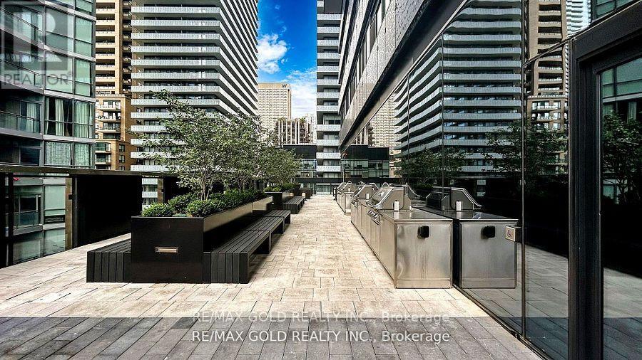 1310 - 55 Charles Street E, Toronto, Ontario  M4Y 1S9 - Photo 35 - C12242798