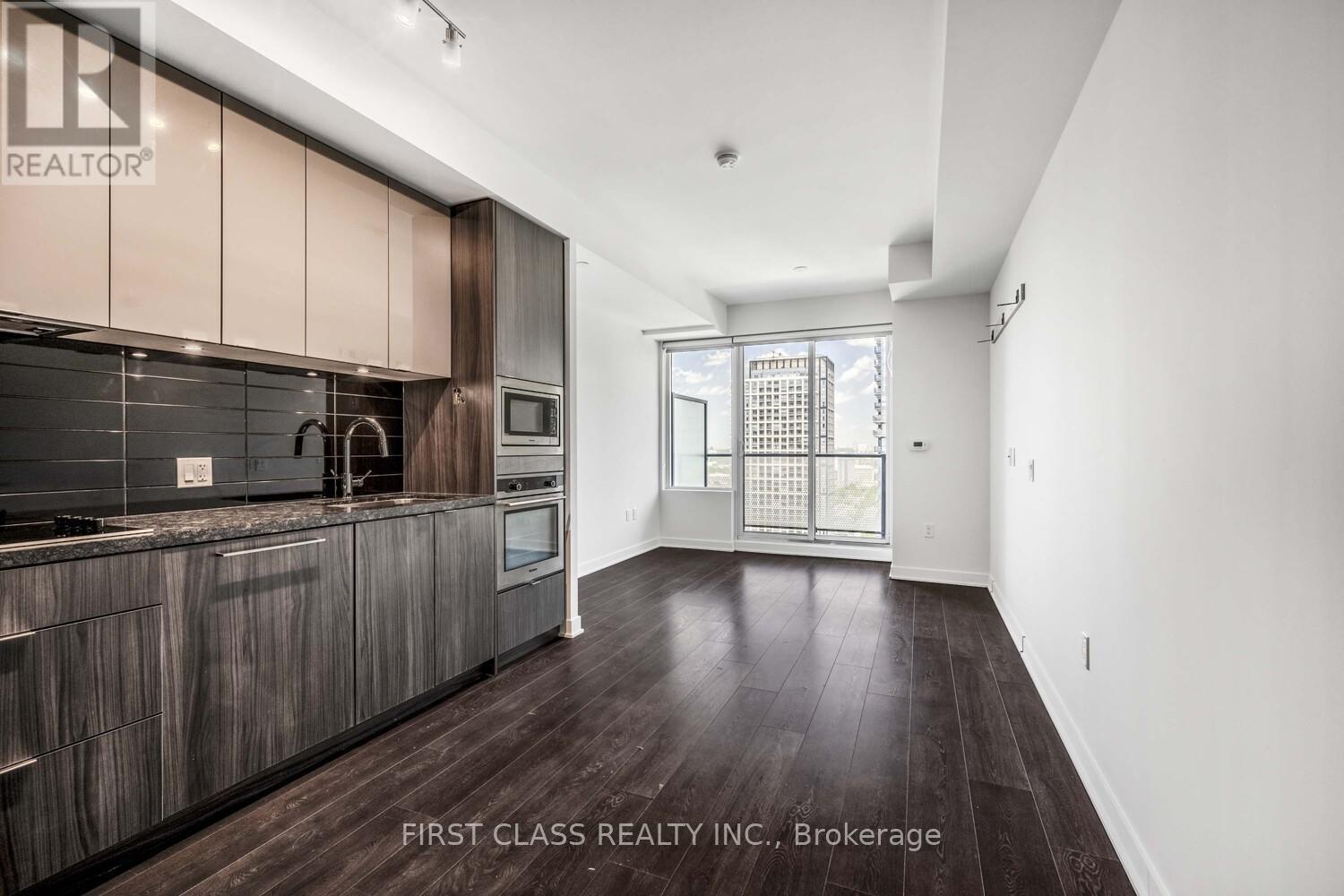 Property at 4510 - 115 BLUE JAYS WAY image 3