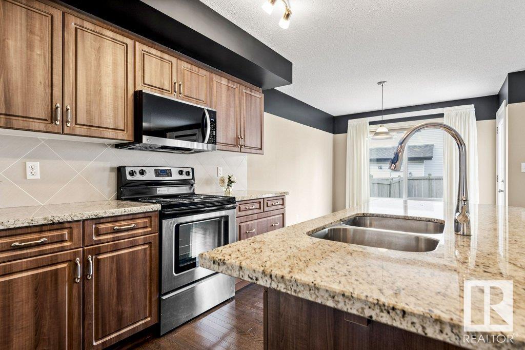 Property at 6204 60 ST image 3