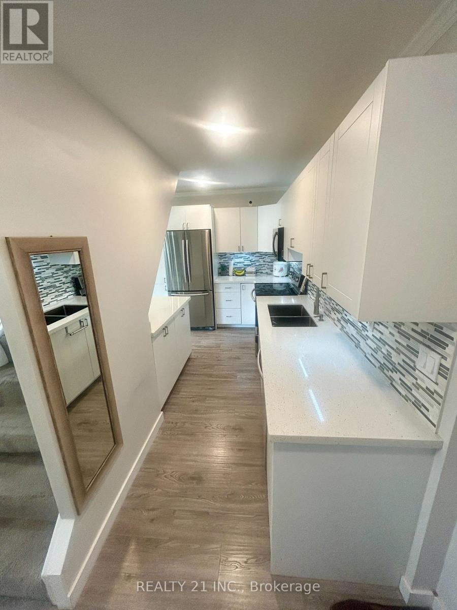 Property at 1078 - 100 MORNELLE COURT image 3