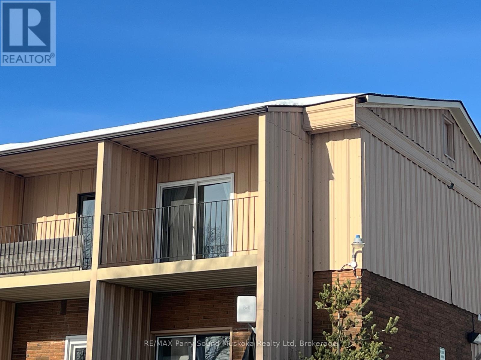 7 - 21 Prospect Street, Parry Sound, Ontario  P2A 2B5 - Photo 4 - X12236832