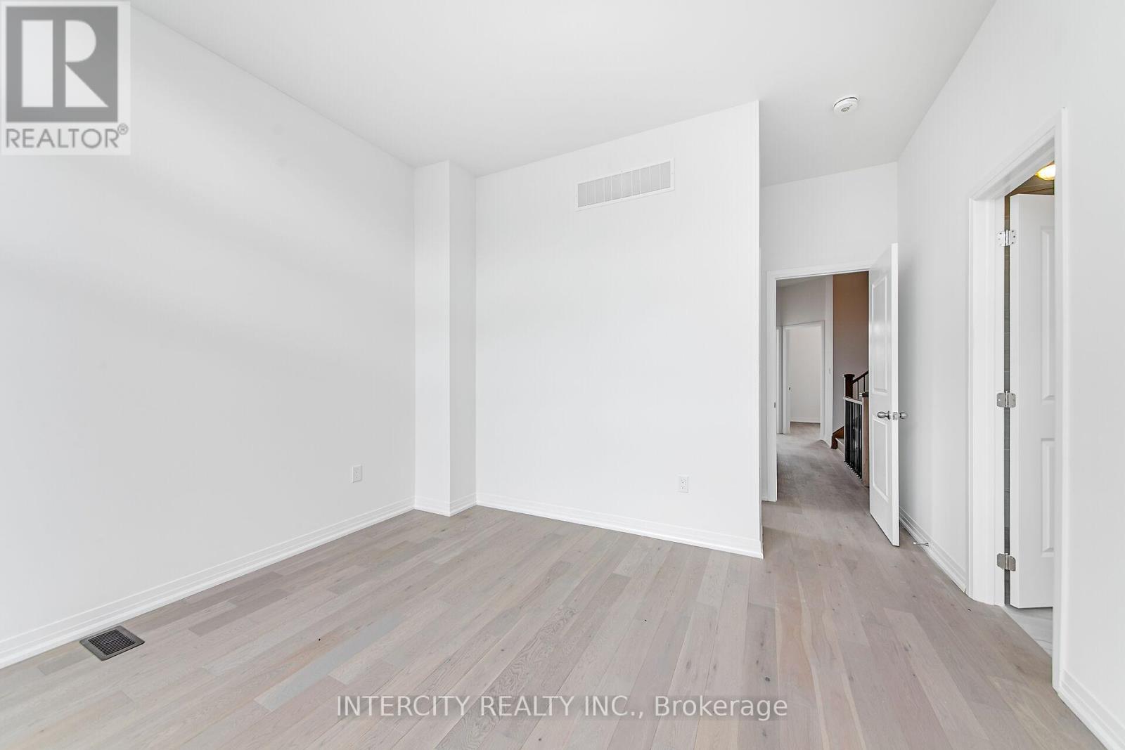 29 Albert Firman Lane, Markham, Ontario  L6C 3B5 - Photo 23 - N12242755