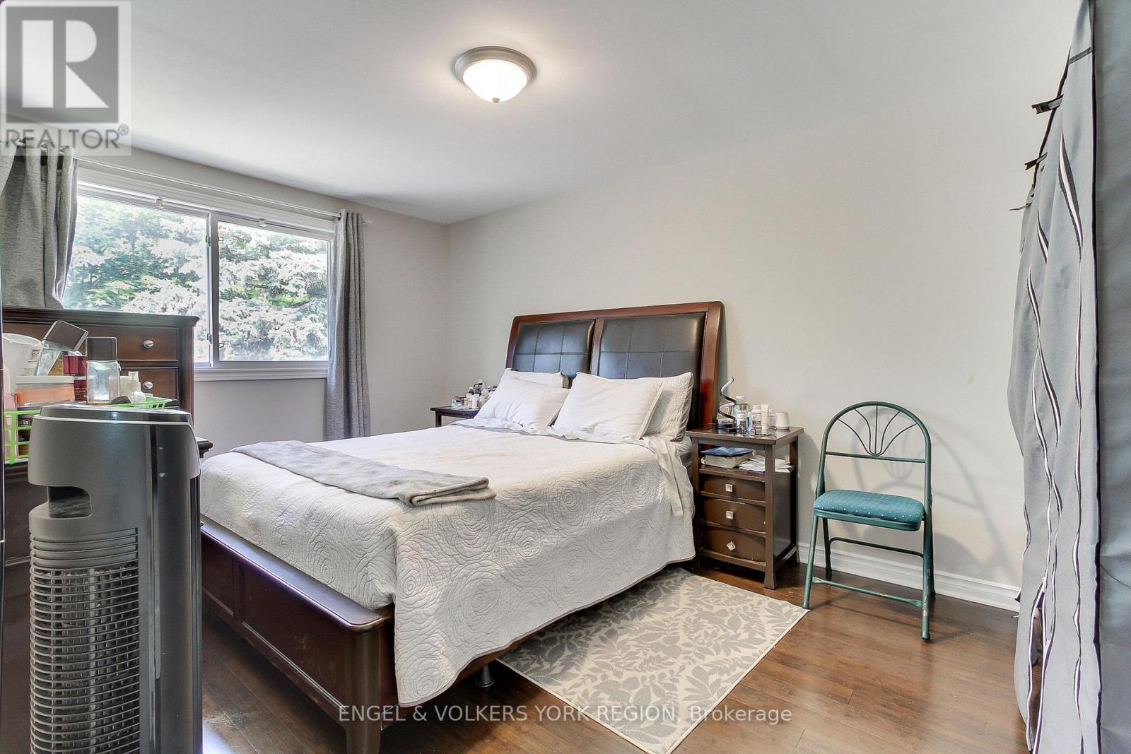 256 Penn Avenue, Newmarket, Ontario  L3Y 2S6 - Photo 17 - N12242757
