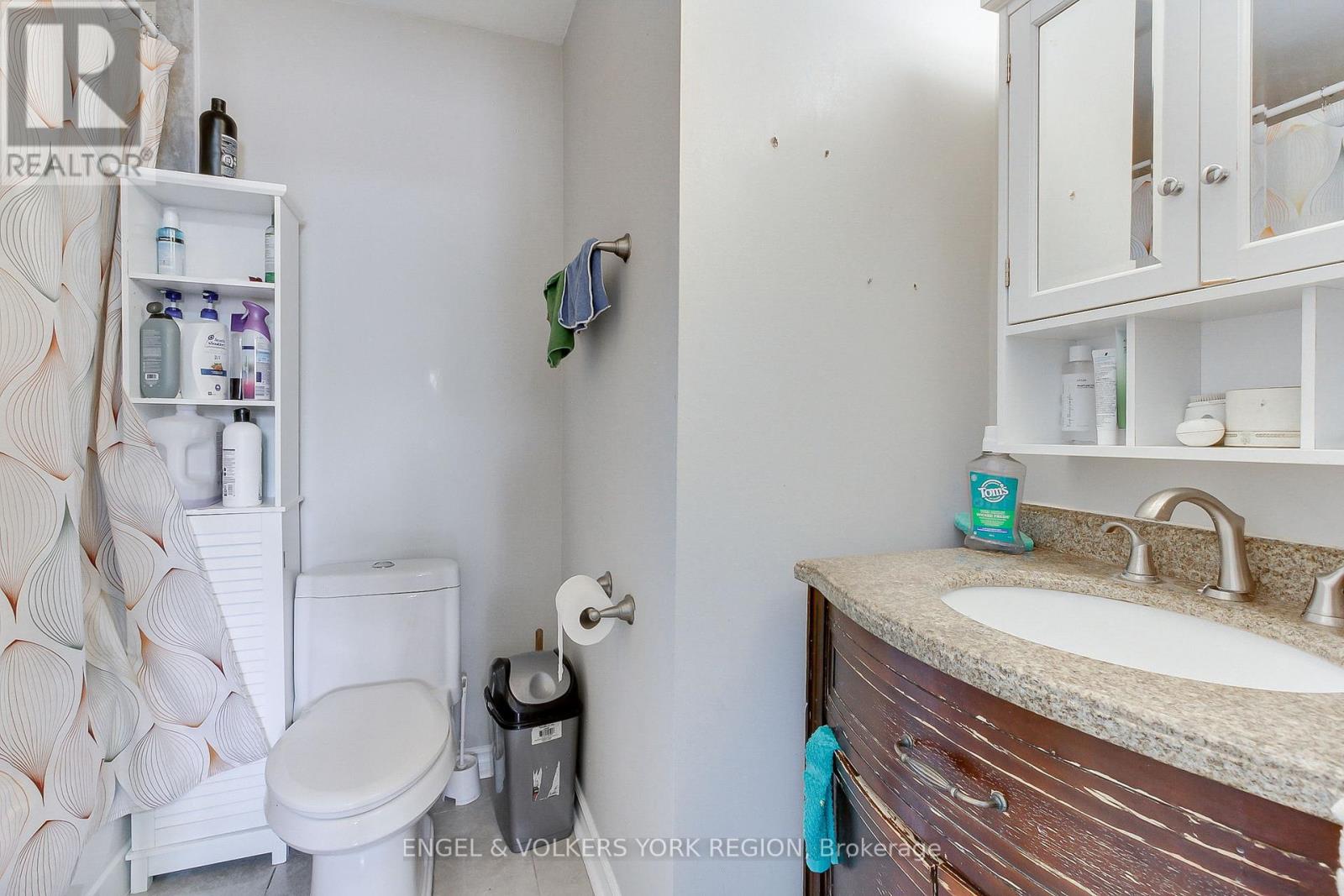256 Penn Avenue, Newmarket, Ontario  L3Y 2S6 - Photo 21 - N12242757