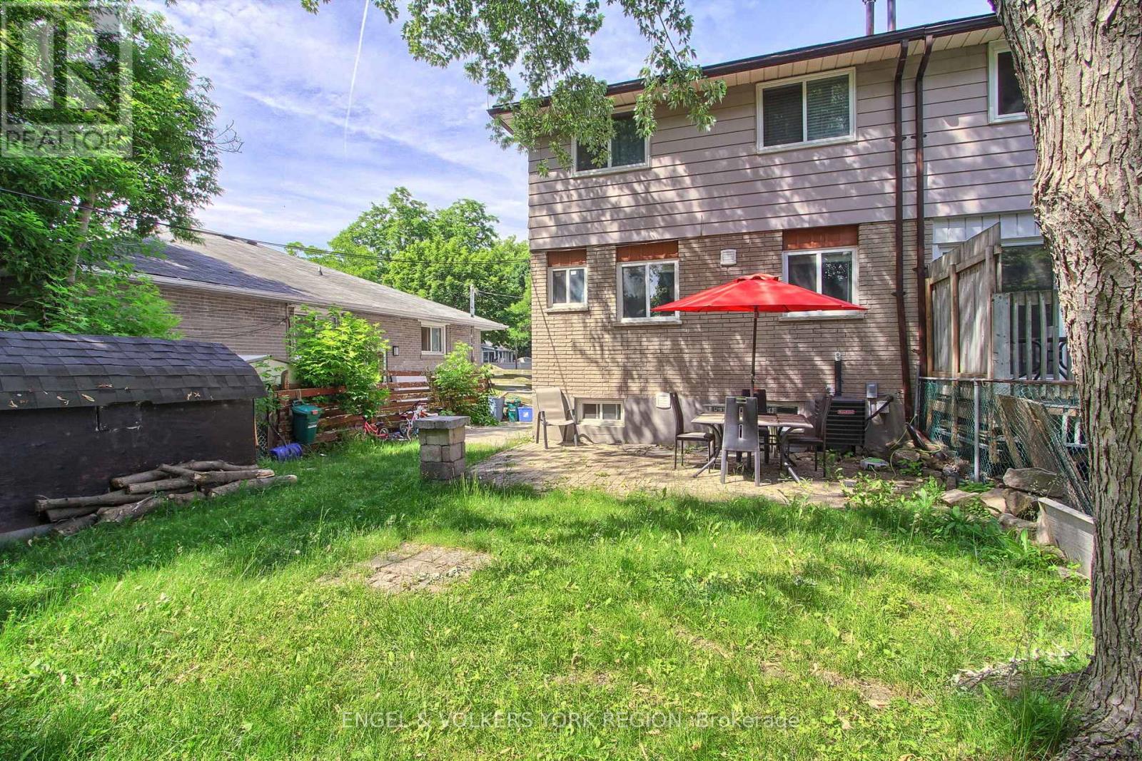 256 Penn Avenue, Newmarket, Ontario  L3Y 2S6 - Photo 34 - N12242757
