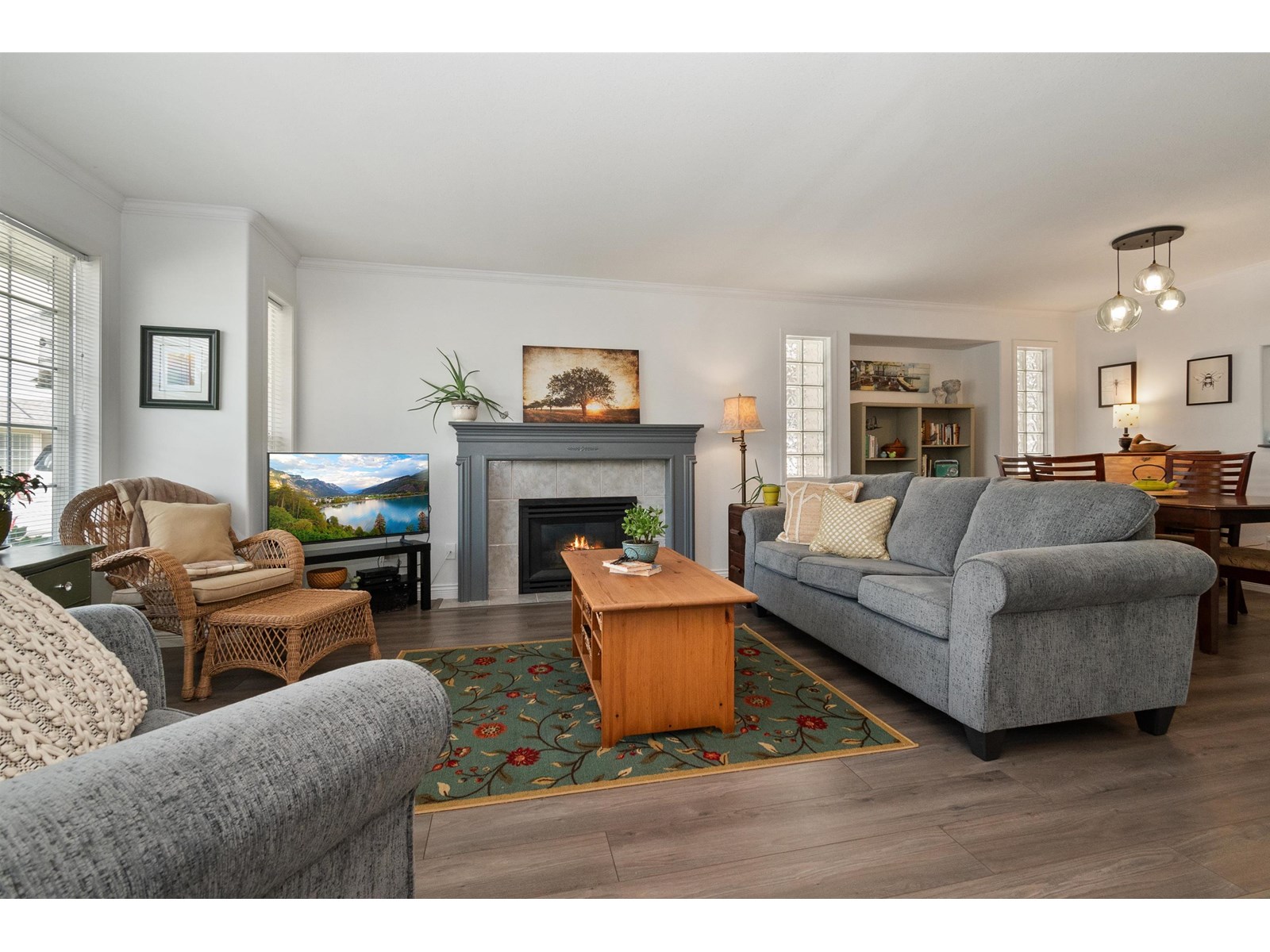Property at 9 9420 WOODBINE STREET image 4