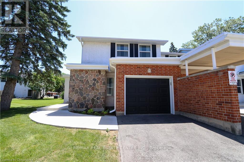 Property at 1 - 423 KEATS WAY image 1