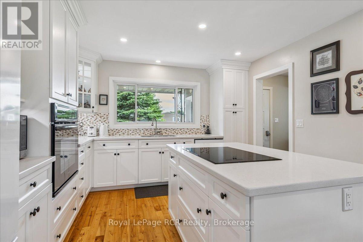 70 Cambrai Road, Grey Highlands, Ontario  N0C 1H0 - Photo 10 - X12242856