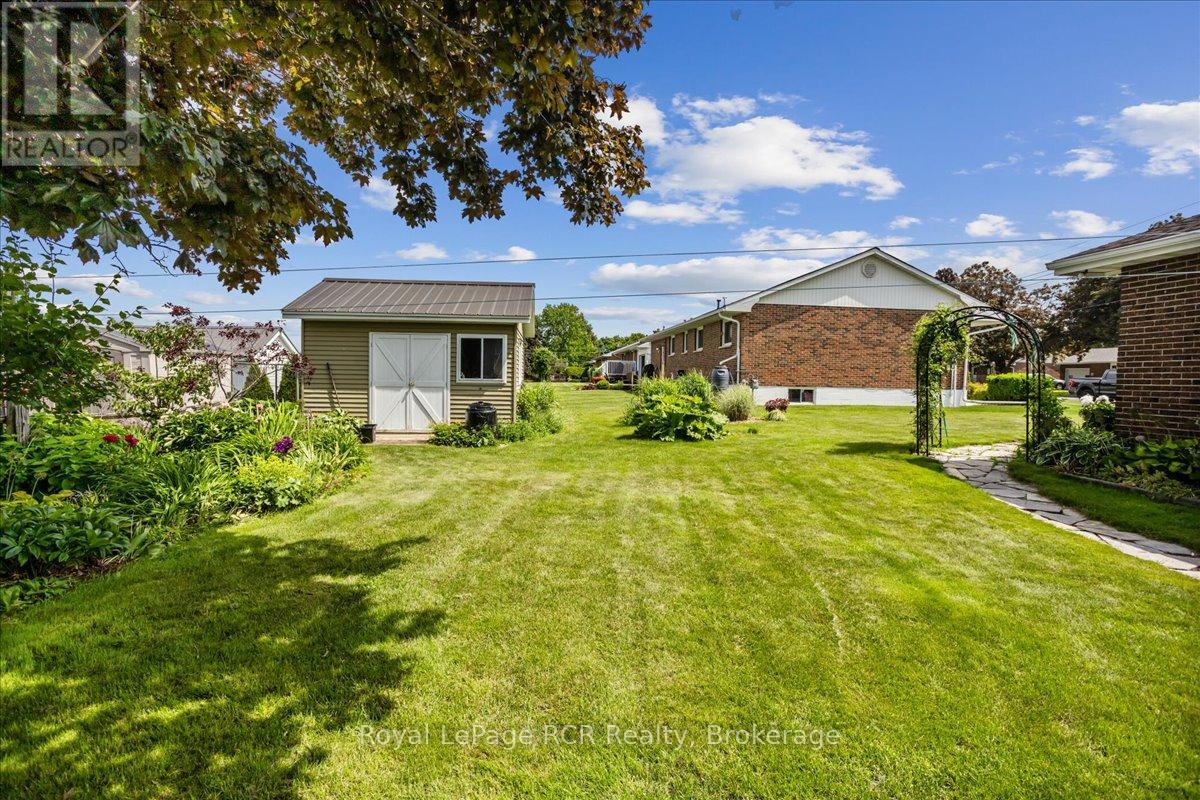 70 Cambrai Road, Grey Highlands, Ontario  N0C 1H0 - Photo 43 - X12242856