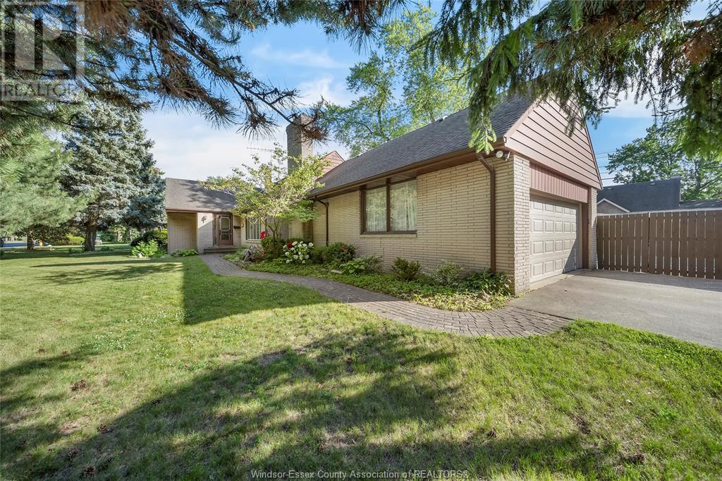 Property at 4015 DOUGALL AVENUE image 3