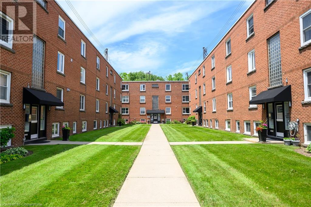 1349 LAKESHORE Road Unit# 22, Burlington, Ontario