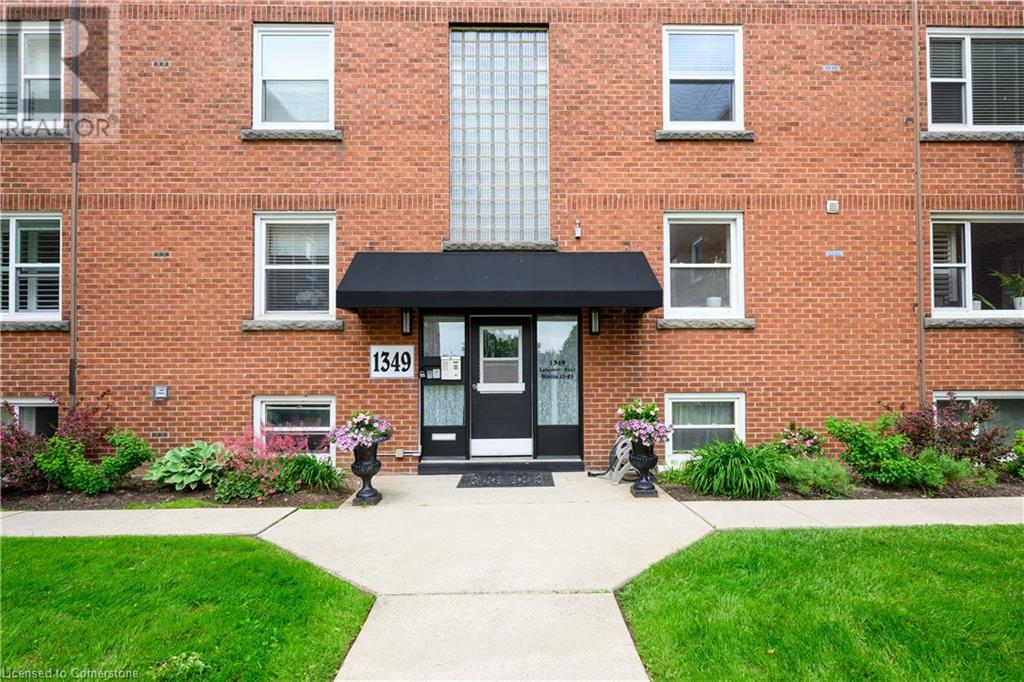 1349 Lakeshore Road Unit# 22, Burlington, Ontario  L7S 1B1 - Photo 5 - 40744144
