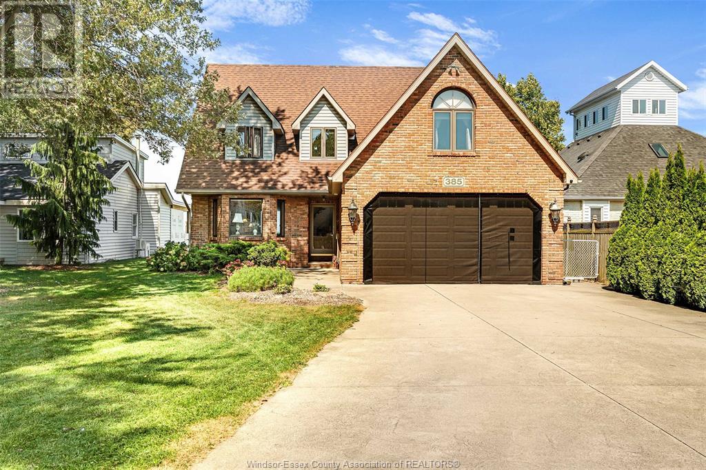Property at 385 LAKEVIEW DRIVE image 3