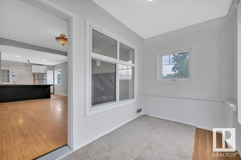 Property at 11503 86 ST NW image 3