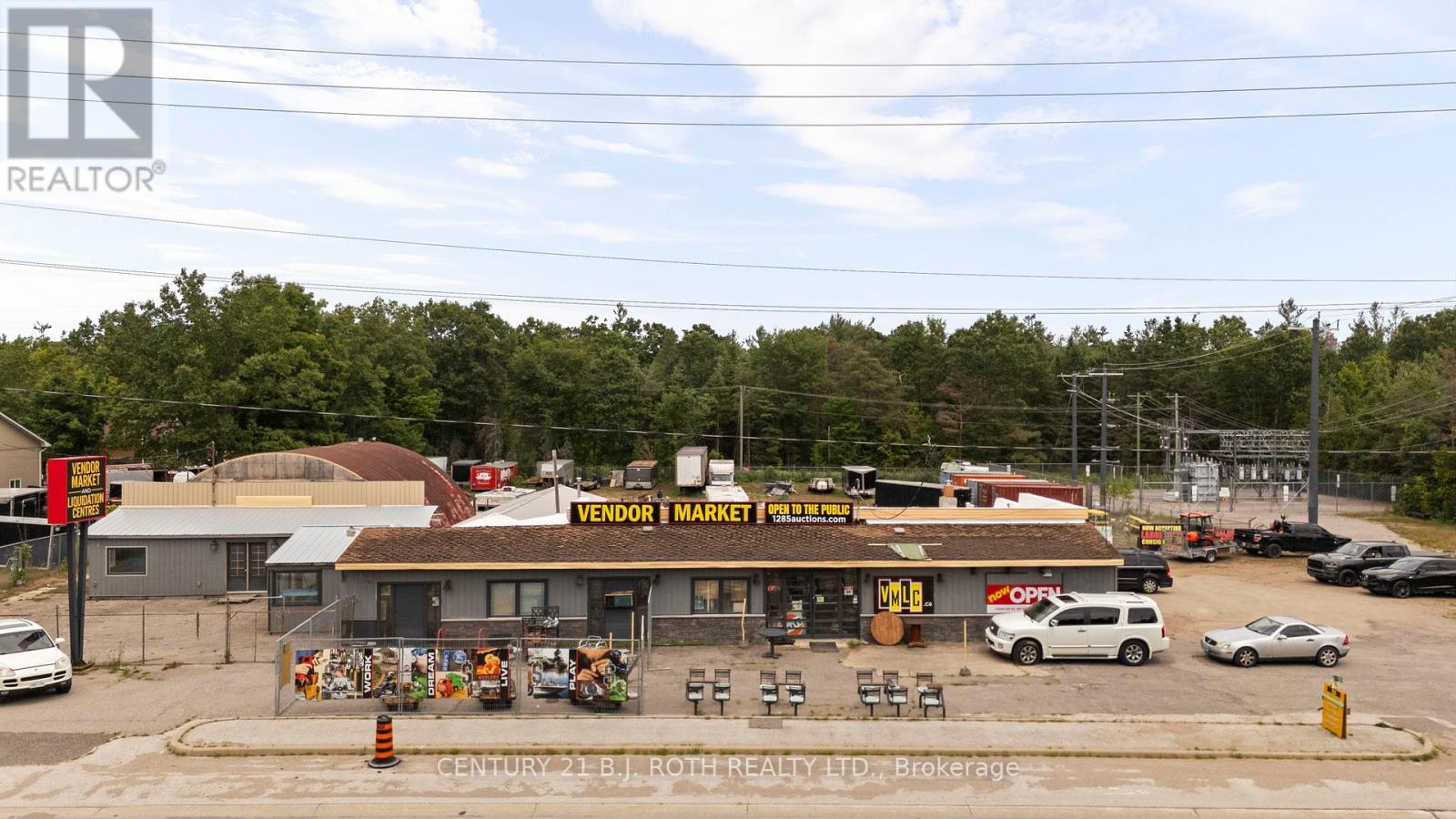 1285 Bayfield Street N, Springwater (Midhurst), Ontario  L9X 0P1 - Photo 1 - S12242816