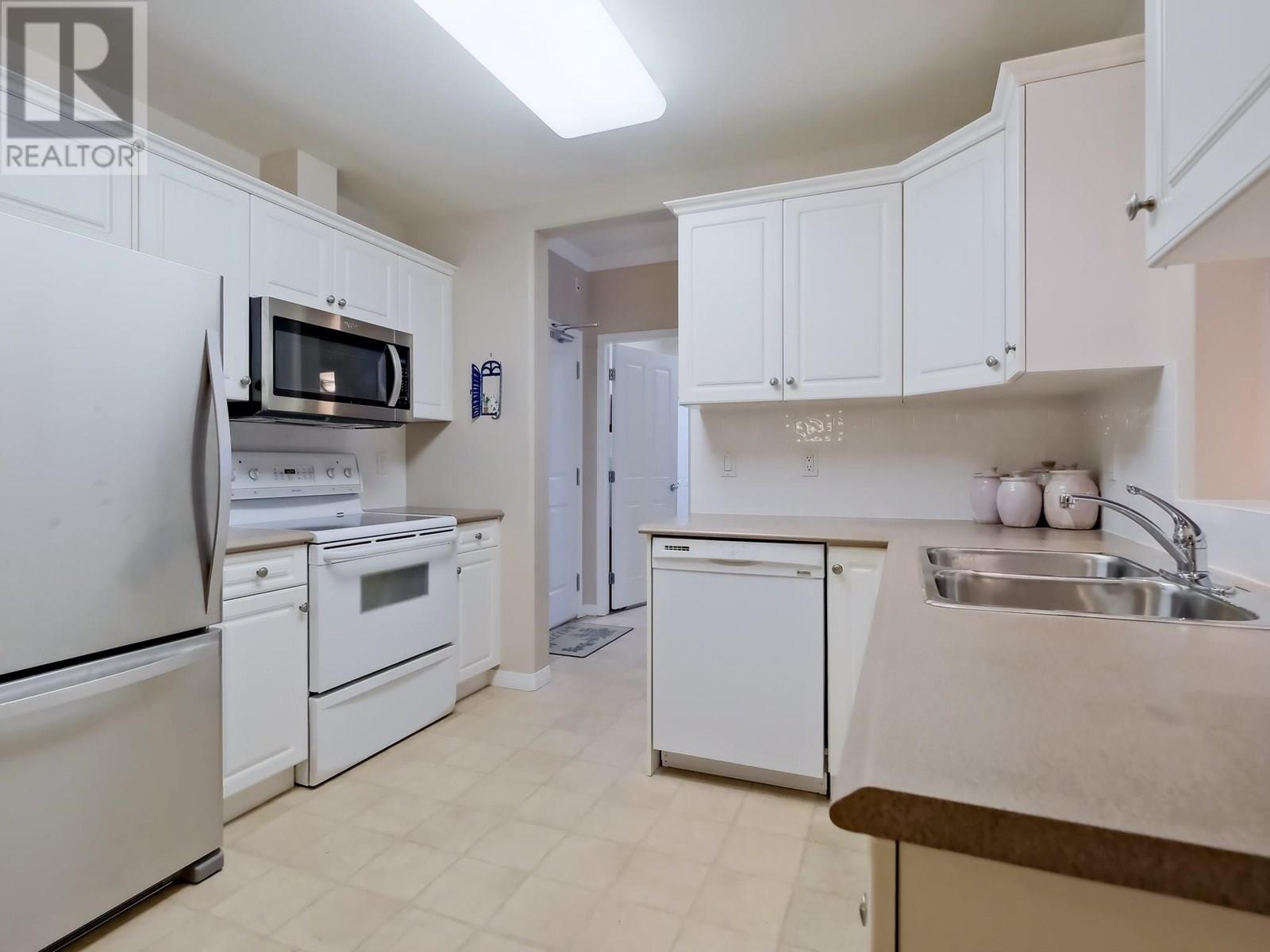 1960 Enterprise Way Unit# 408, Kelowna, British Columbia  V1Y 9S5 - Photo 6 - 10353521