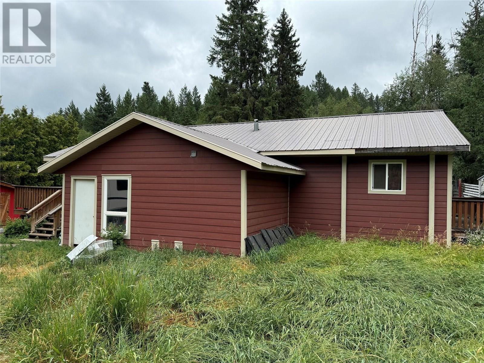 2831 Paradise Road, Kamloops, British Columbia  V0E 3E1 - Photo 2 - 10353329