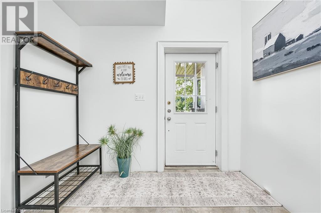 Property at 483 HARVEST Road image 5
