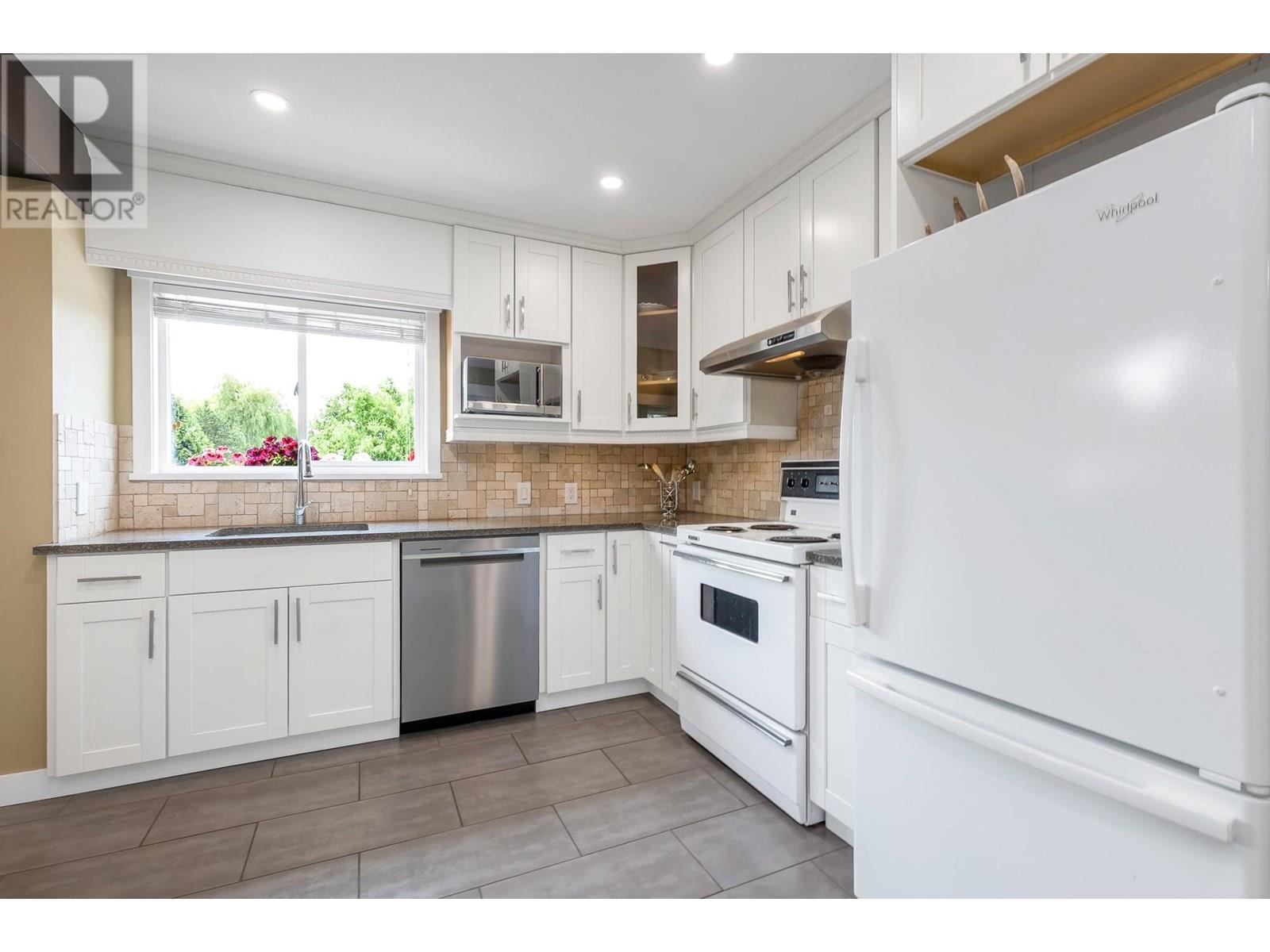 20214 Wanstead Street, Maple Ridge, British Columbia  V2X 1H8 - Photo 8 - R3019250