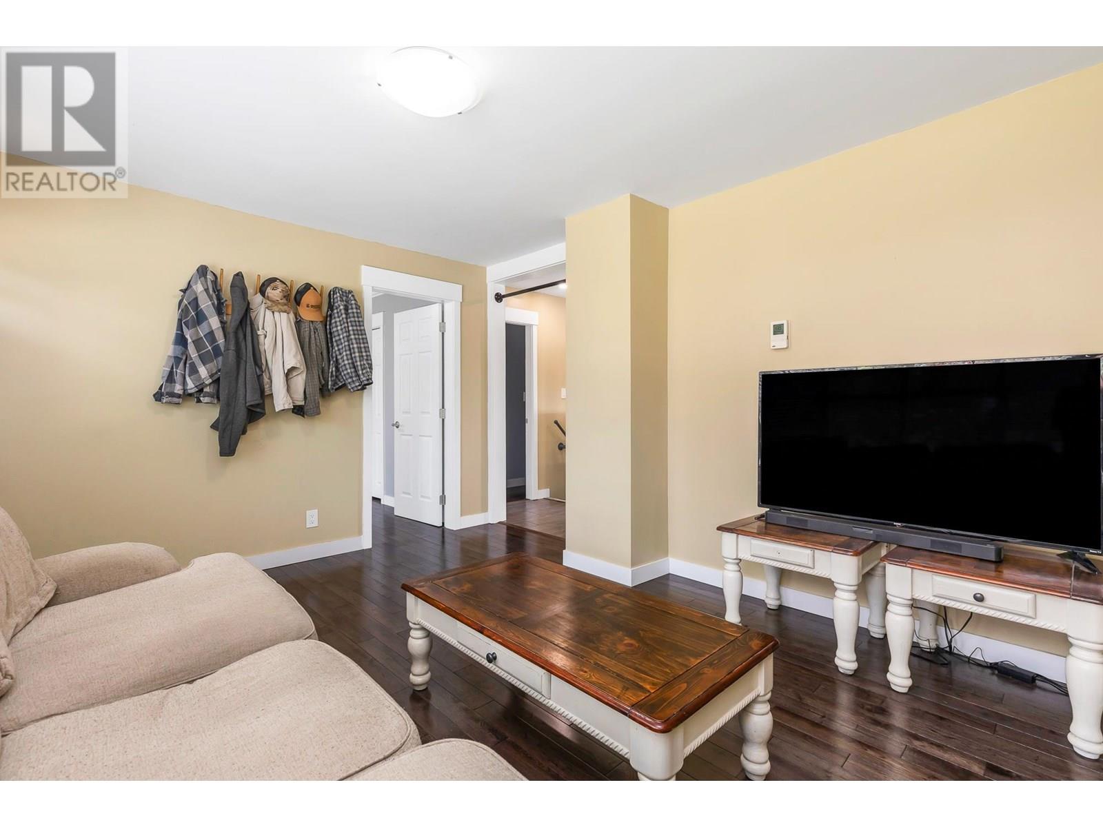 20214 Wanstead Street, Maple Ridge, British Columbia  V2X 1H8 - Photo 14 - R3019250